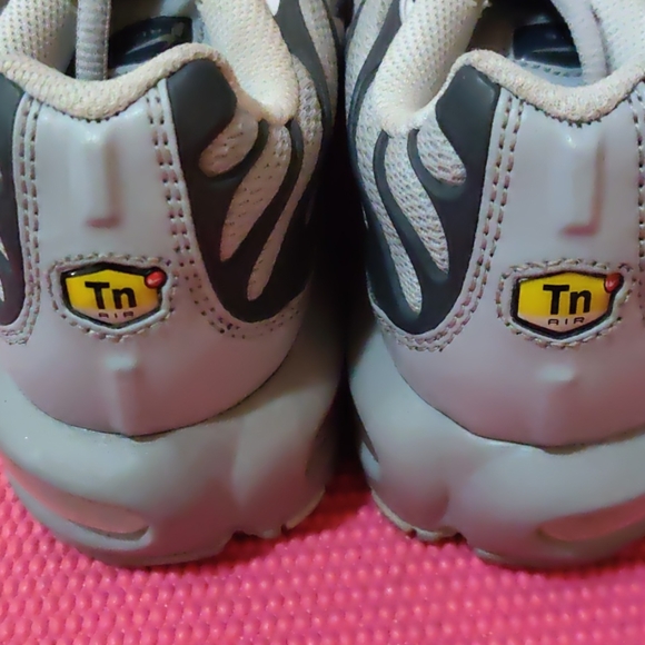 Nike TN - Picture 2 of 2